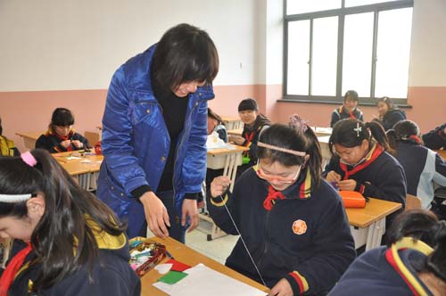 胡曉晨布衣編織2.JPG